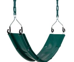 Peppertown swings on chain